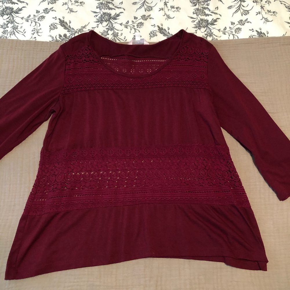 Charming Charlie’s maroon casual flowy shirt